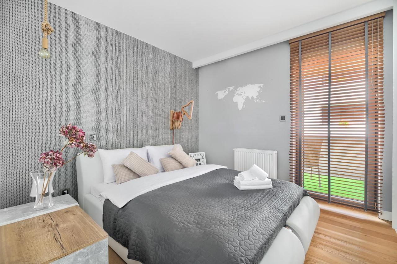 Poznan Grafitowa Modern Apartment Экстерьер фото